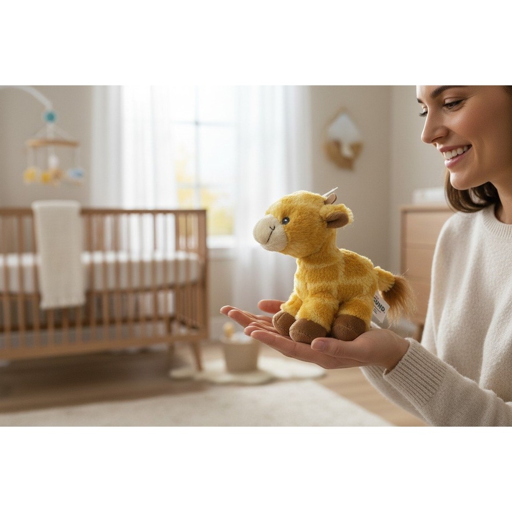 Baby Gund Tucker Giraffe Rattle Kids OS Yellow NWOT 4053924